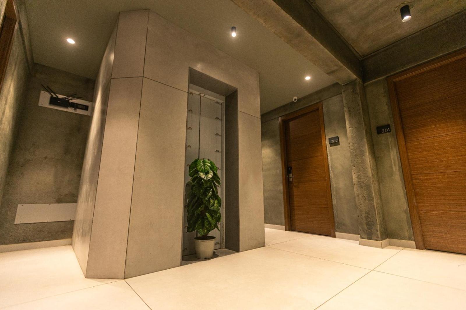 Bel Visto Hotel Vālpārai Екстериор снимка